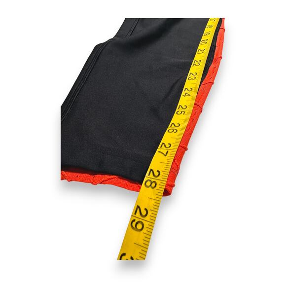 Under Armour Heat-Gear Compression Red Textured Panel Leggings Size XL - Picture 11 of 11